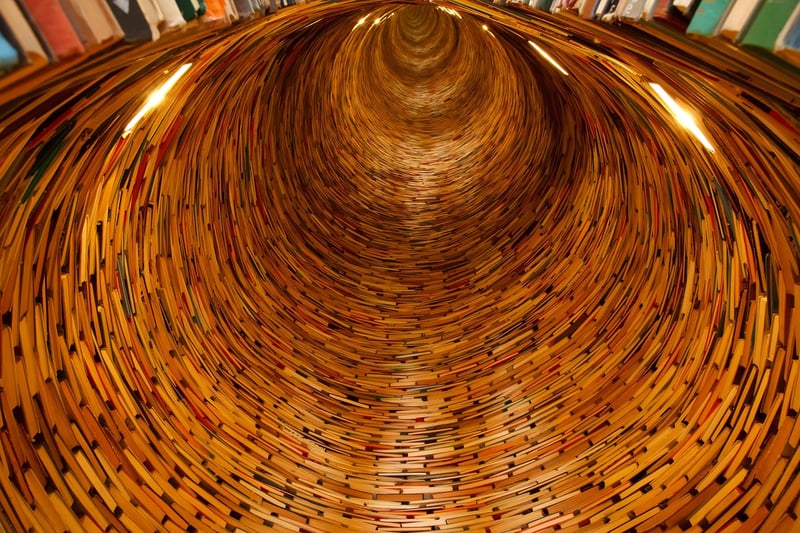 Wormholes Travel